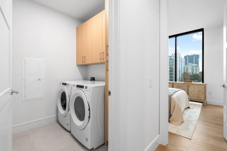 Furnished interior view inside a new home in The Dillon Buckhead, Atlanta (Image 36). Furnished interior view inside a new home in The Dillon Buckhead, Atlanta (Image 36).