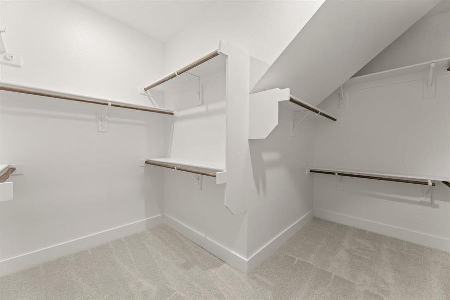 Spacious, unfurnished interior of a new home in Villages of Creekwood, Frisco (Image 27).