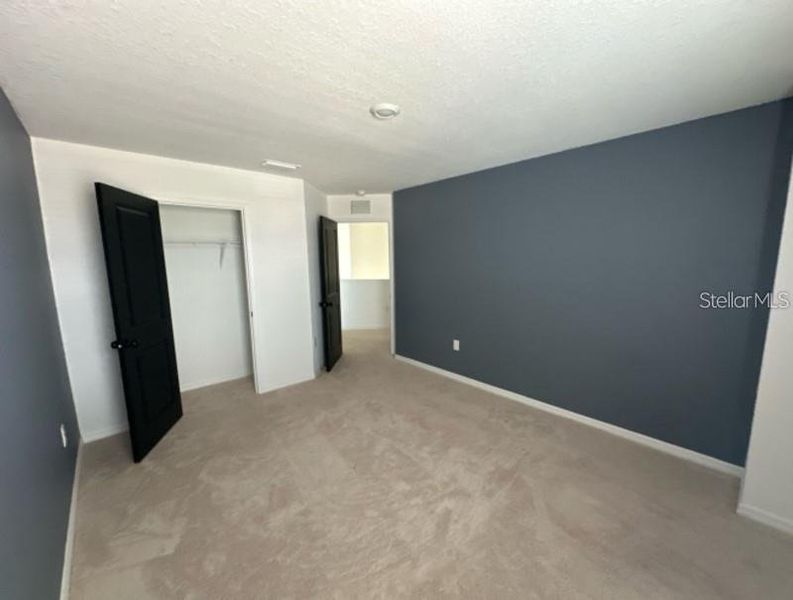 Spacious, unfurnished interior of a new home in , Brooksville (Image 9).