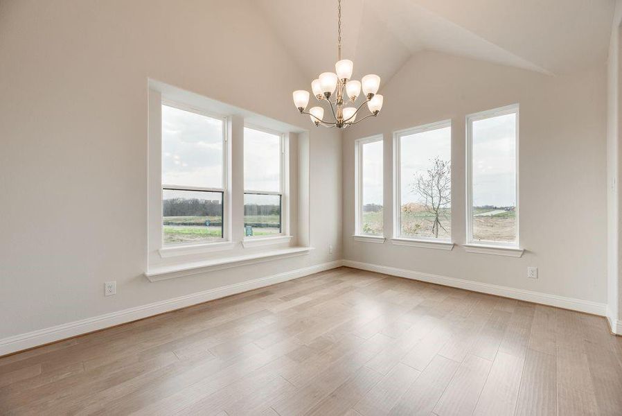 Spacious, unfurnished interior of a new home in Monterra, Fate (Image 28).