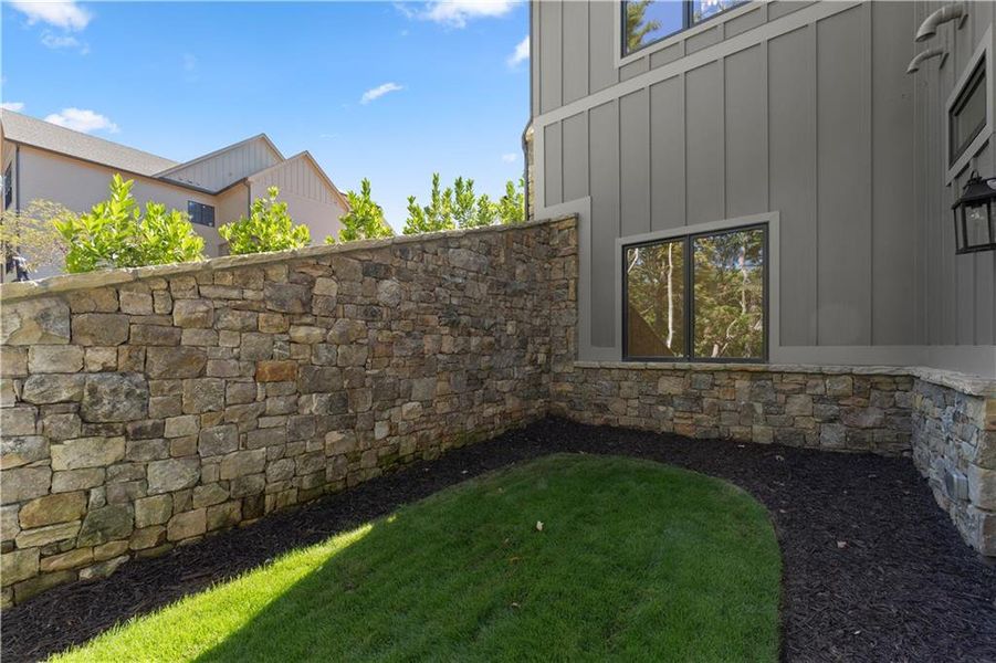 Exterior details and patio area of a home in , Dahlonega (Image 4).