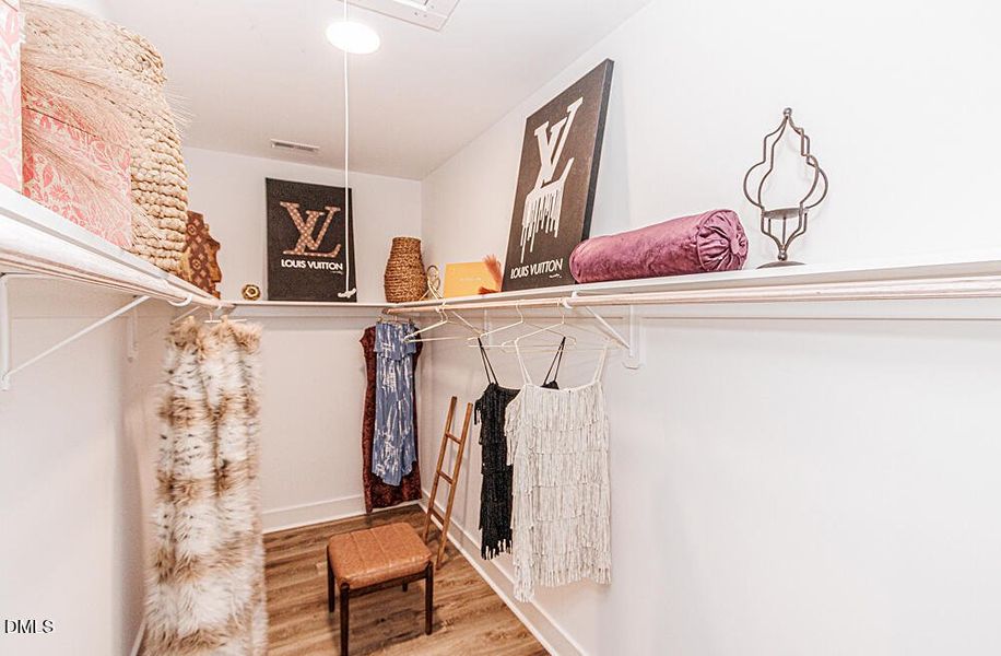 0040-IMG_0041 0040-IMG_0041