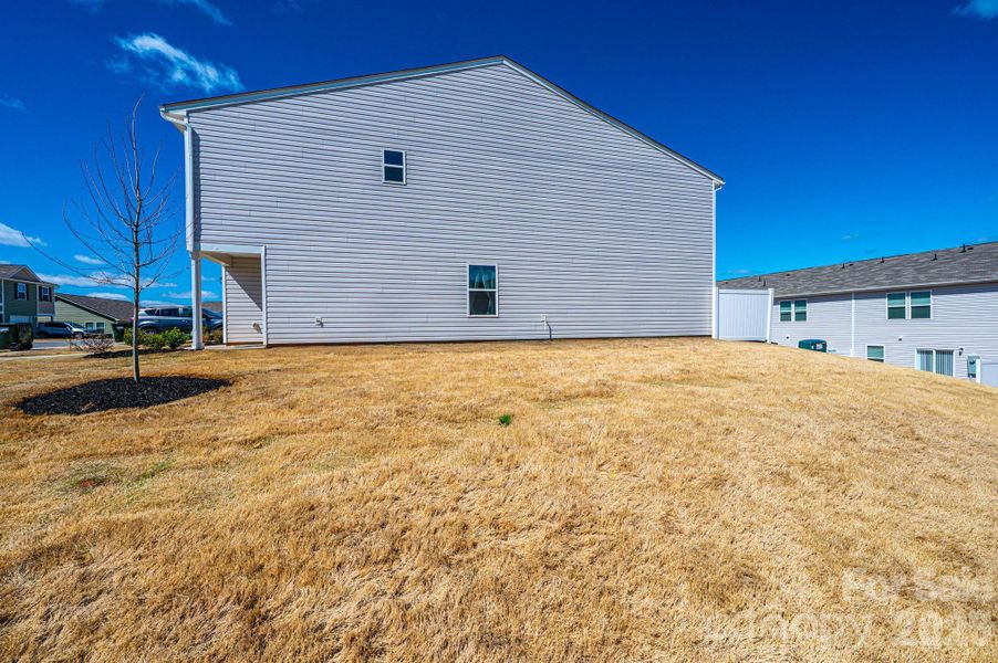 Exterior details and patio area of a home in , Newton (Image 4).
