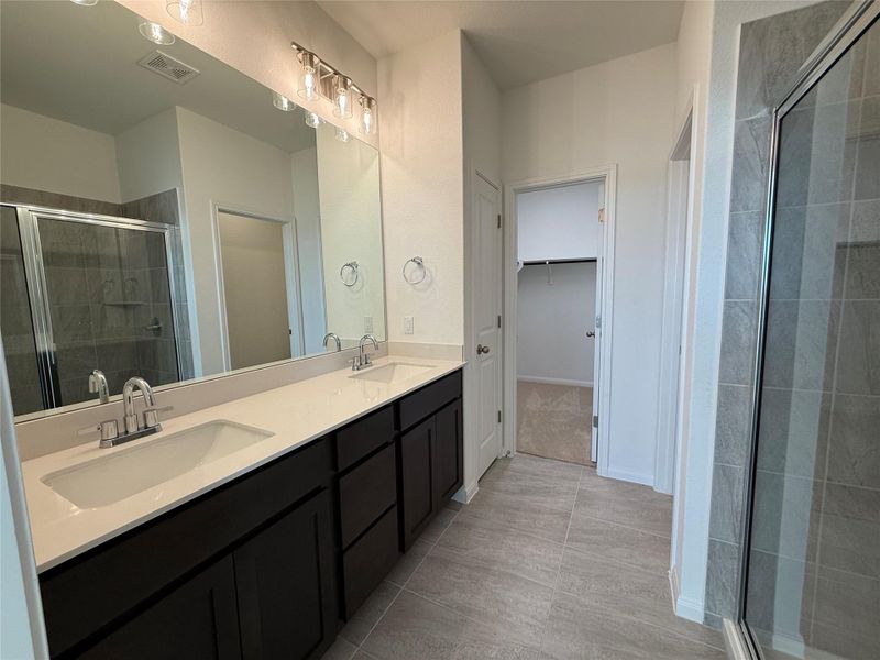 Furnished interior view inside a new home in Wellspring, Round Rock (Image 7). Furnished interior view inside a new home in Wellspring, Round Rock (Image 7).