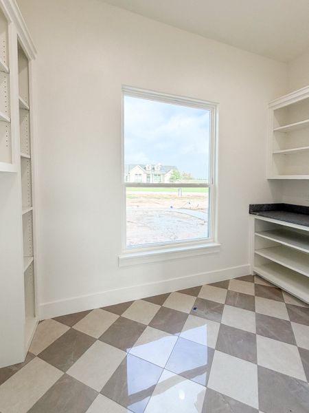Spacious, unfurnished interior of a new home in Escalera Ranch 1833, Victoria (Image 15).