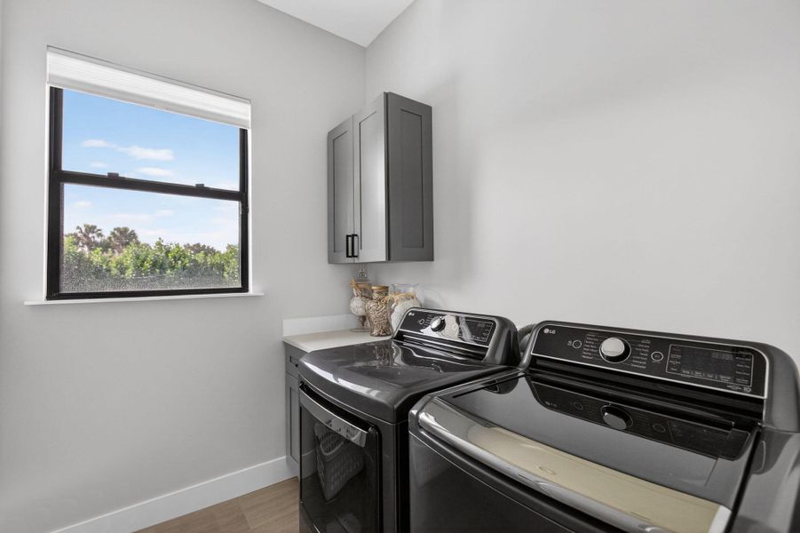 44-web-or-mls-320A9735 44-web-or-mls-320A9735