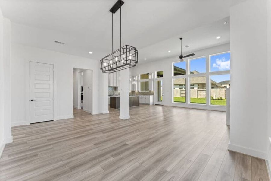 The Grand Prairie Sittlerle Homes Houston Rosebud 16251 Summer Aster Trail The Grand Prairie Sittlerle Homes Houston Rosebud 16251 Summer Aster Trail