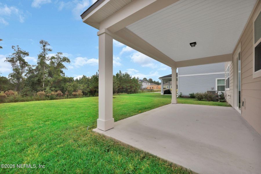 Exterior details and patio area of a home in Hyland Trail, Green Cove Springs (Image 26).