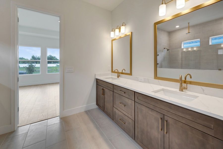 Owner's Bath Owner's Bath
