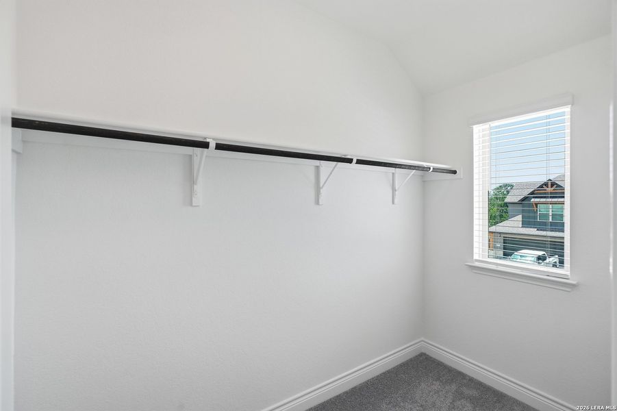 Spacious, unfurnished interior of a new home in Bison Ridge, San Antonio (Image 40).