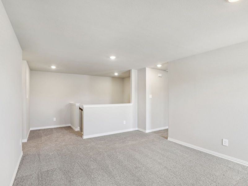 Spacious, unfurnished interior of a new home in Lakehaven - Premier Series, Farmersville (Image 21).