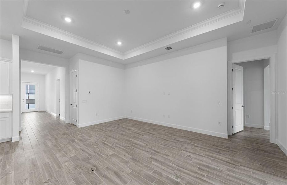 Spacious, unfurnished interior of a new home in Del Webb Catalina, Lakewood Ranch (Image 30). Spacious, unfurnished interior of a new home in Del Webb Catalina, Lakewood Ranch (Image 30).