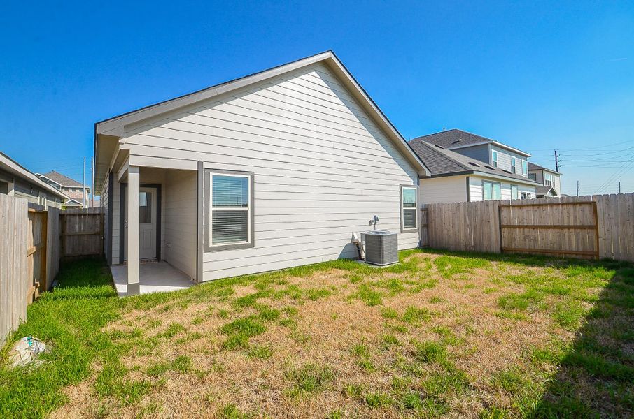 Imagine hosting lovely family gatherings or enjoying the sunset relaxing by yourself. Imagine hosting lovely family gatherings or enjoying the sunset relaxing by yourself.