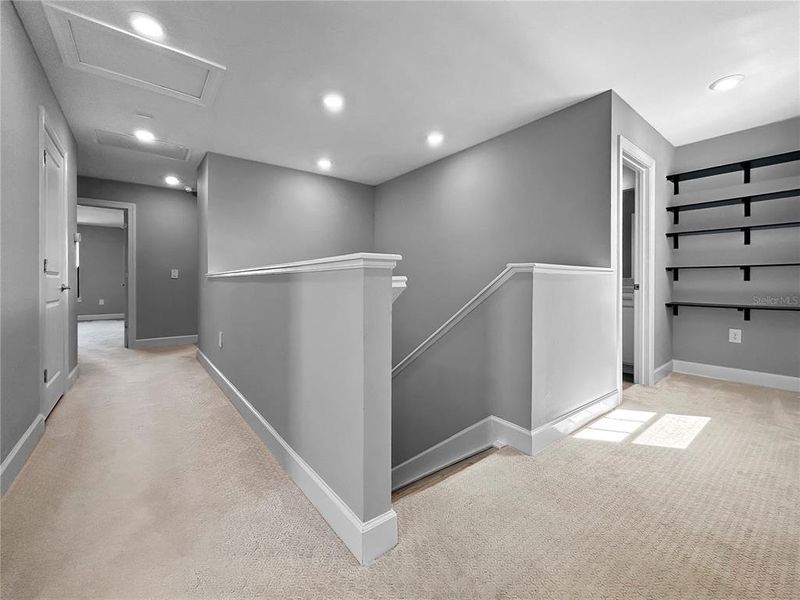 Spacious, unfurnished interior of a new home in , Lakewood Ranch (Image 31).