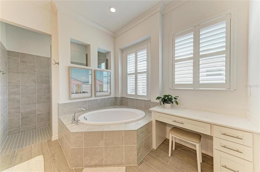 Furnished interior view inside a new home in , Venice (Image 29).