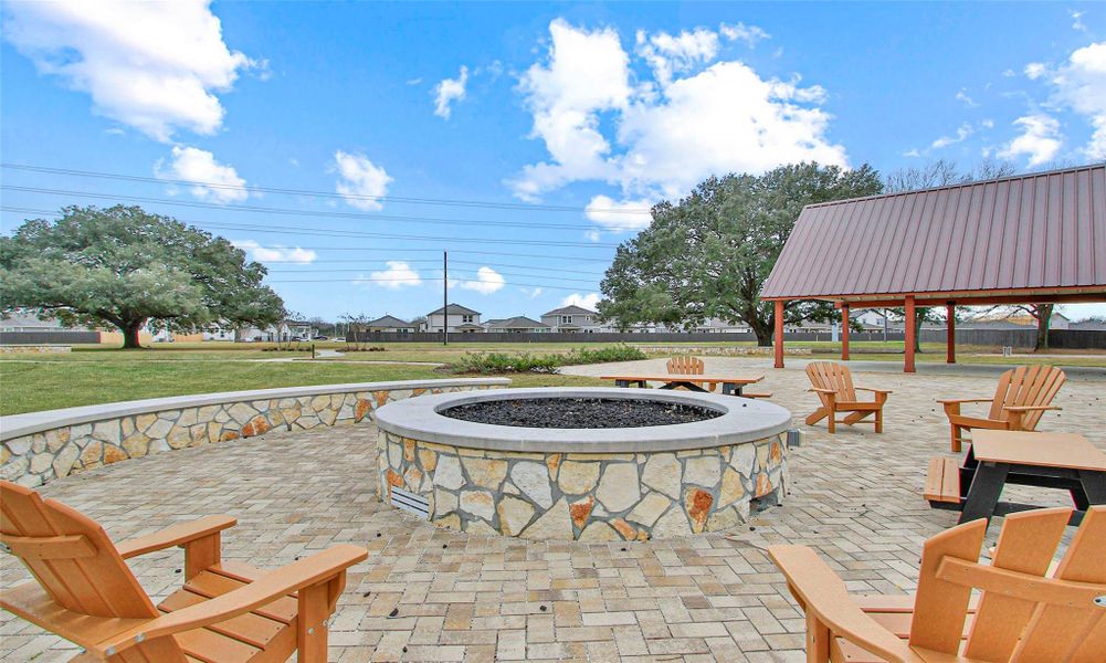Community amenities in Windrow, Hockley (Image 41).