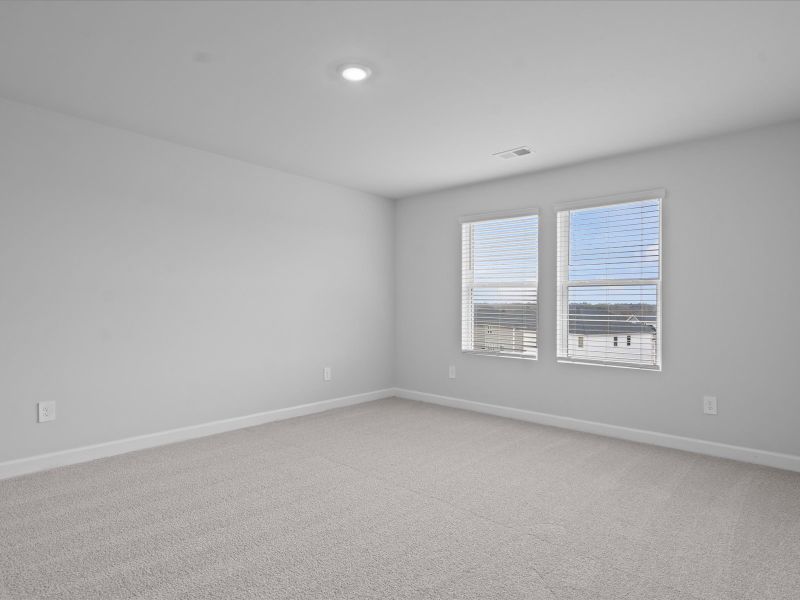 Spacious, unfurnished interior of a new home in Chatham Forest, Duncan (Image 14). Spacious, unfurnished interior of a new home in Chatham Forest, Duncan (Image 14).