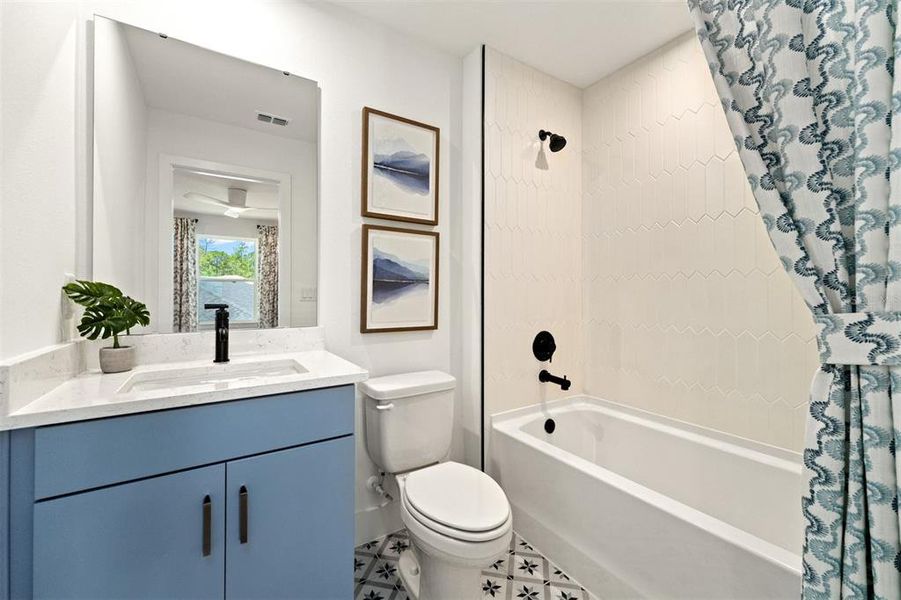 Furnished interior view inside a new home in Meridian Parks, Orlando (Image 5).