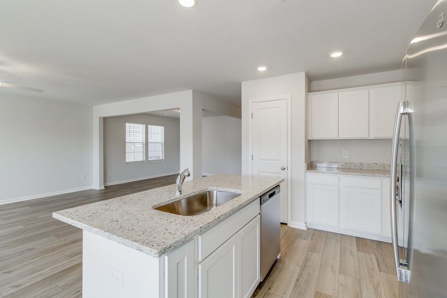 Furnished interior view inside a new home in Haynes Park, Columbia (Image 9).