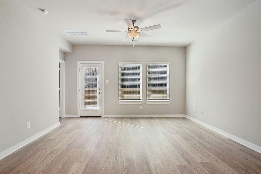 Photo is not of the actual home but is an inspirational photo of builder’s model home and may depict options, furnishings, and/or decorator features that are not included. Photo is not of the actual home but is an inspirational photo of builder’s model home and may depict options, furnishings, and/or decorator features that are not included.