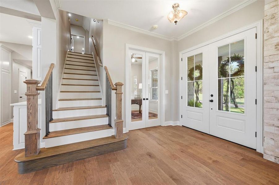 Large Entry to the Living Area