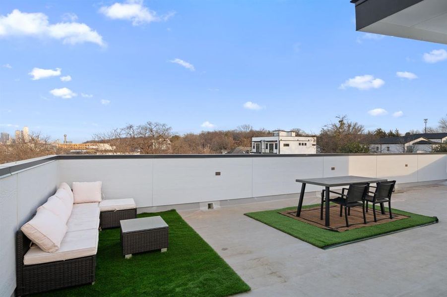 Level Four Sky Lounge