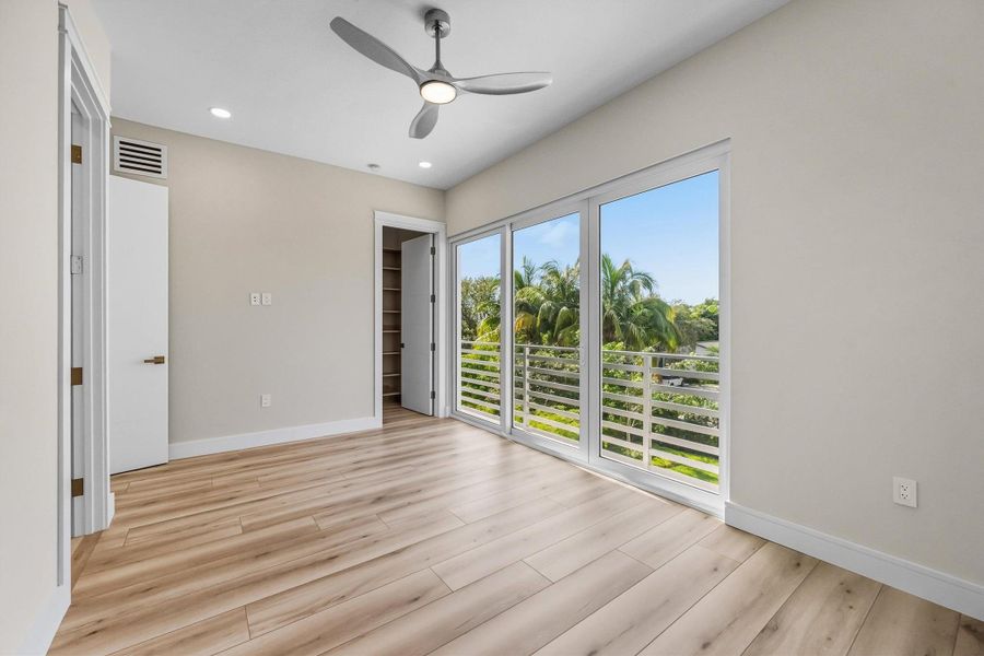 Spacious, unfurnished interior of a new home in , Delray Beach (Image 21). Spacious, unfurnished interior of a new home in , Delray Beach (Image 21).
