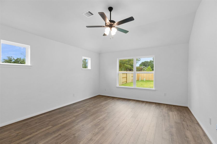Spacious, unfurnished interior of a new home in Cypress Green, Hockley (Image 20).