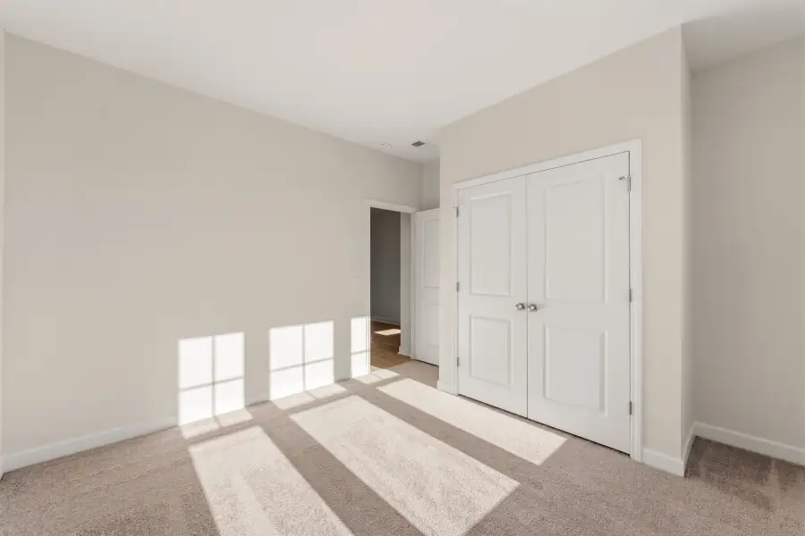 Spacious, unfurnished interior of a new home in Ridgecrest at Midway, Anderson (Image 21).