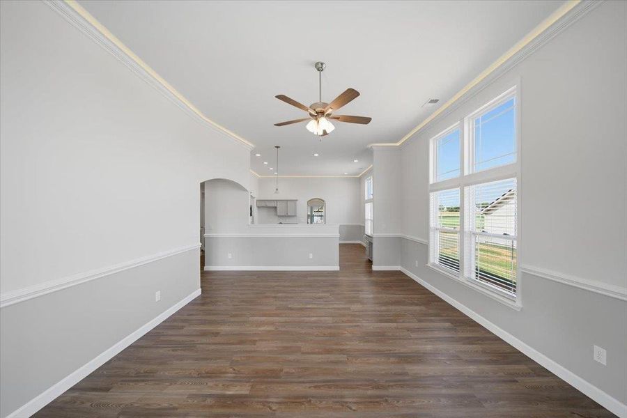 Spacious, unfurnished interior of a new home in Bent Tree, Gaffney (Image 21).