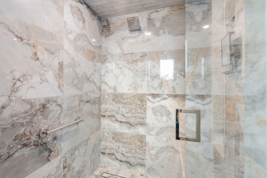 38-web-or-mls-2500 NE 14th St, Fort Laud