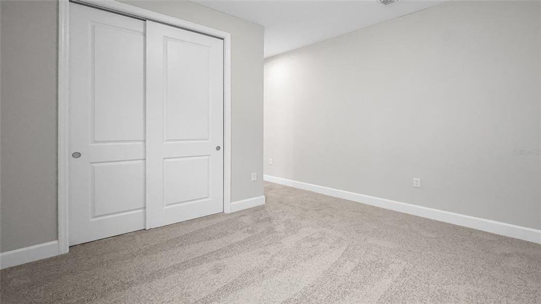 Spacious, unfurnished interior of a new home in Cresswind at Hammock Oaks, Lady Lake (Image 48). Spacious, unfurnished interior of a new home in Cresswind at Hammock Oaks, Lady Lake (Image 48).