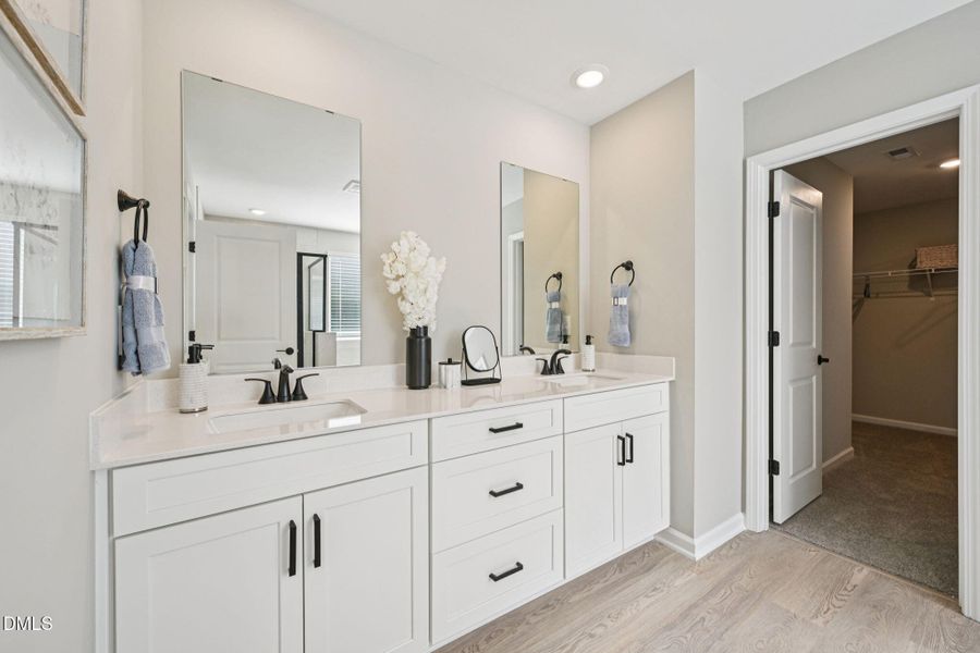 28 - Primary Bath 28 - Primary Bath