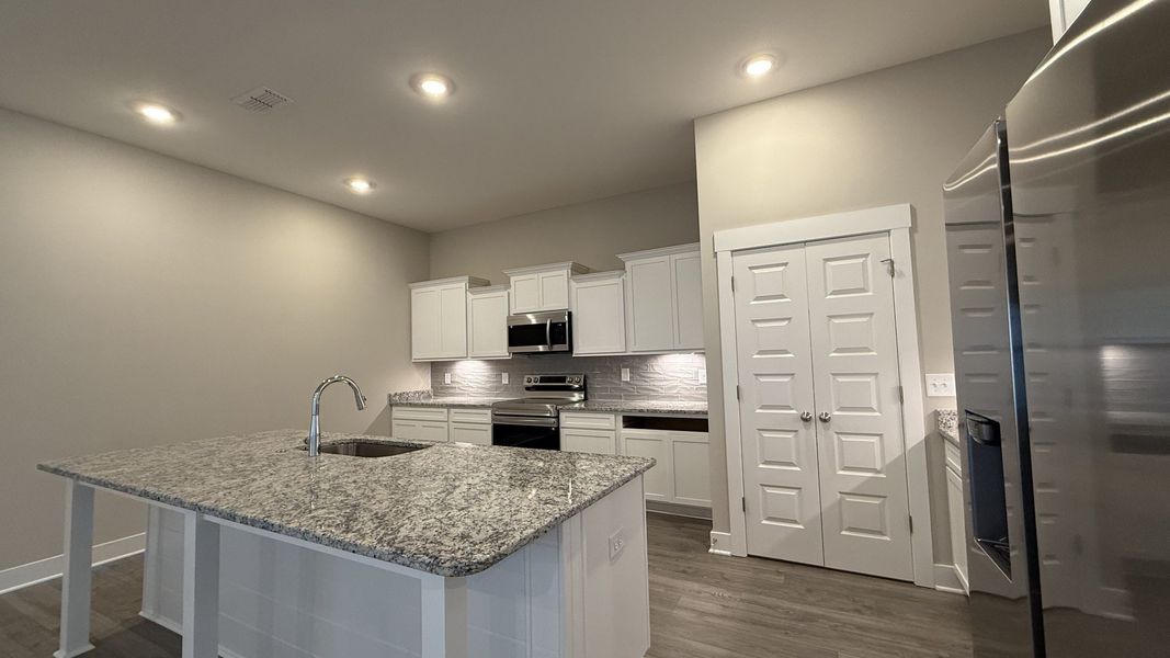 Furnished interior view inside a new home in Veterans Cove, Murfreesboro (Image 10).