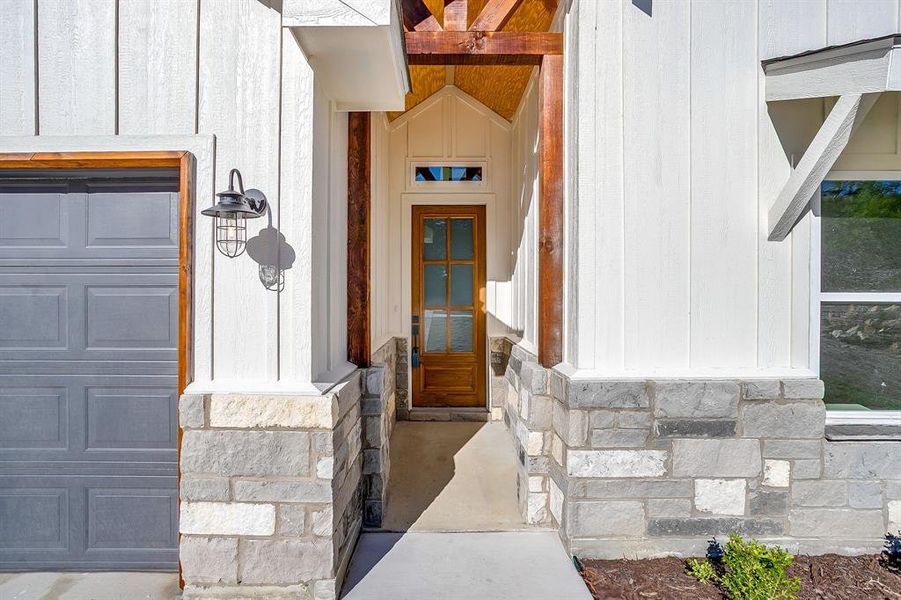 Exterior details and patio area of a home in , White Settlement (Image 3).