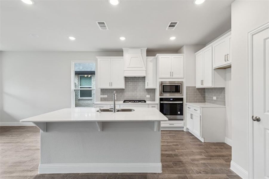 Furnished interior view inside a new home in AnaCapri, Anna (Image 3). Furnished interior view inside a new home in AnaCapri, Anna (Image 3).