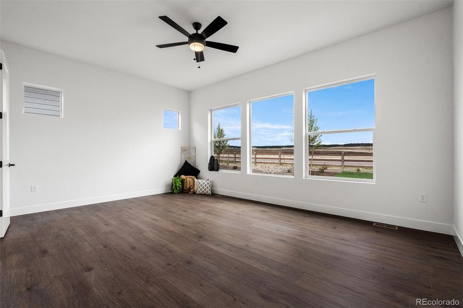 Spacious, unfurnished interior of a new home in Wolf Ranch - Enclave Collection, Colorado Springs (Image 32).