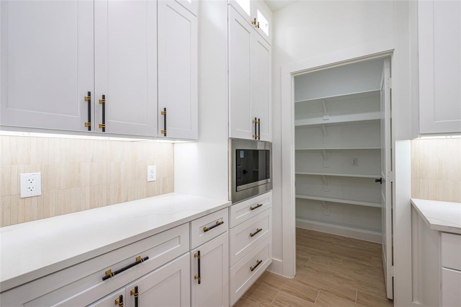 Furnished interior view inside a new home in , Dayton (Image 10).