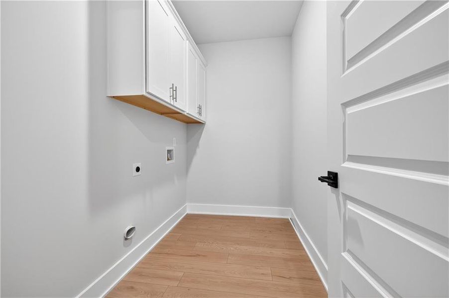 Spacious, unfurnished interior of a new home in The Manor at Gainesville Township, Gainesville (Image 23).