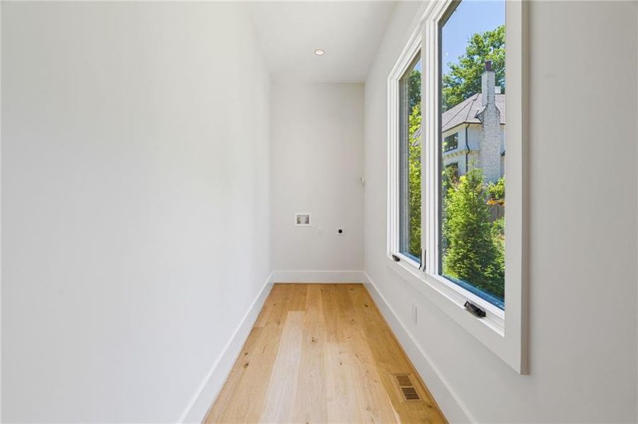 Spacious, unfurnished interior of a new home in , Atlanta (Image 26). Spacious, unfurnished interior of a new home in , Atlanta (Image 26).