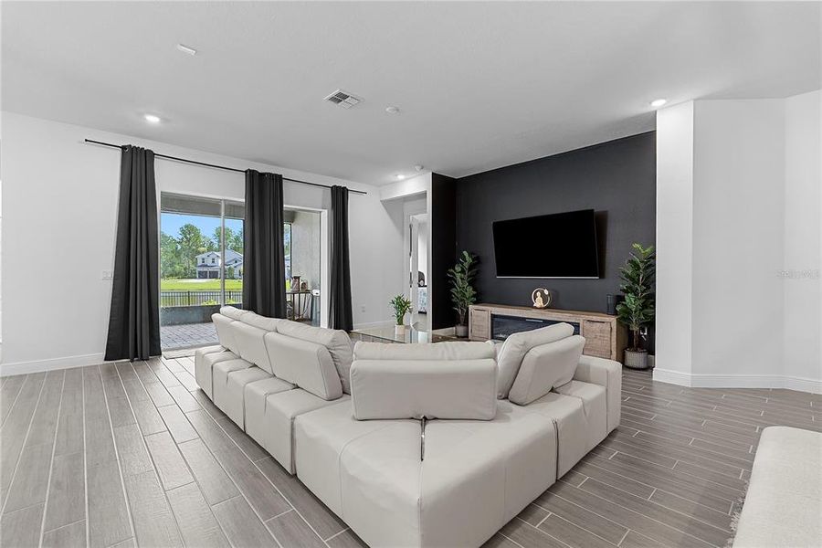 Furnished interior view inside a new home in Palms at Windermere, Windermere (Image 10). Furnished interior view inside a new home in Palms at Windermere, Windermere (Image 10).
