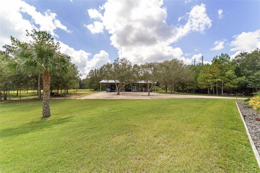 Image 86 of a home in .