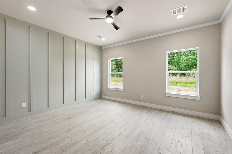 Spacious, unfurnished interior of a new home in , Franklin (Image 25).