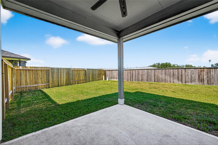 Exterior details and patio area of a home in Anderson Lakes, Houston (Image 23). Exterior details and patio area of a home in Anderson Lakes, Houston (Image 23).