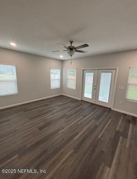 Spacious, unfurnished interior of a new home in , Jacksonville (Image 16).