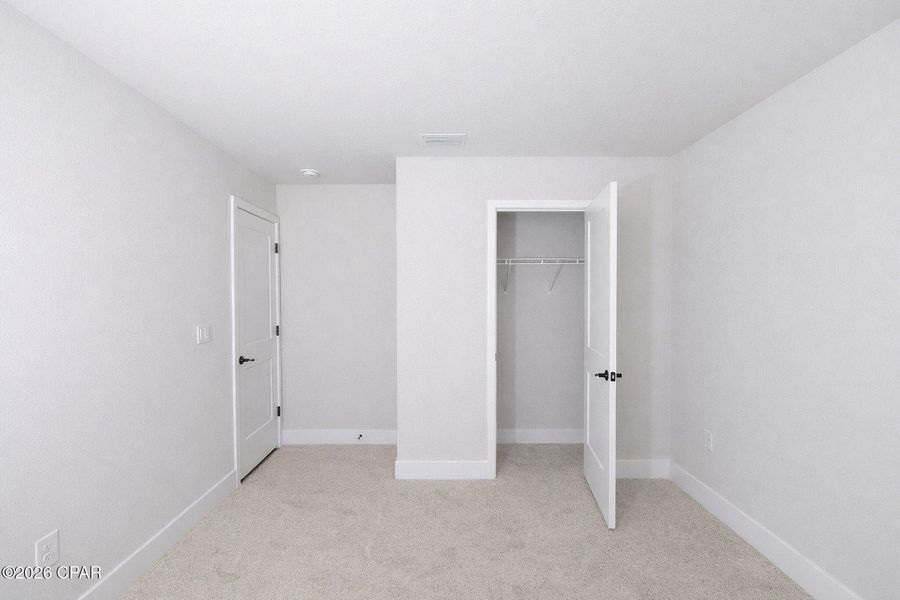 Spacious, unfurnished interior of a new home in Fox Glenn, Panama City (Image 10).