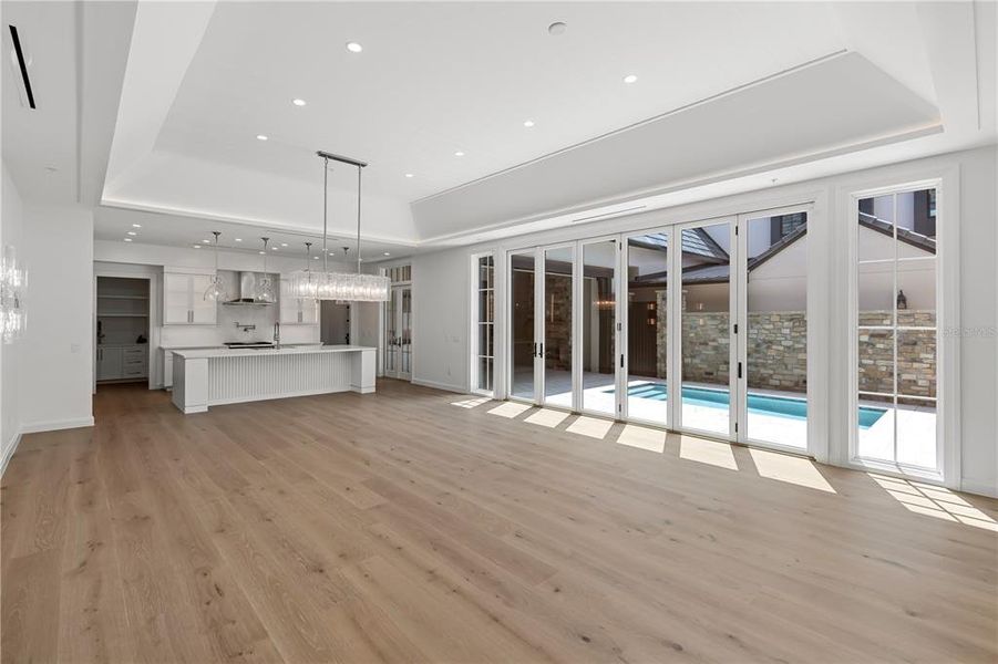 Spacious, unfurnished interior of a new home in , Orlando (Image 24).