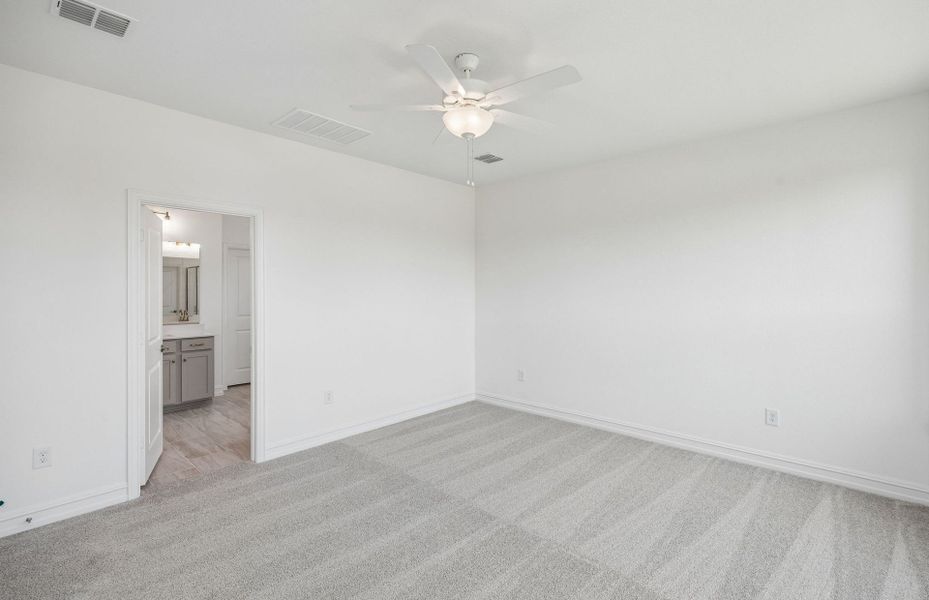 Spacious, unfurnished interior of a new home in Anna Town Square, Anna (Image 22). Spacious, unfurnished interior of a new home in Anna Town Square, Anna (Image 22).