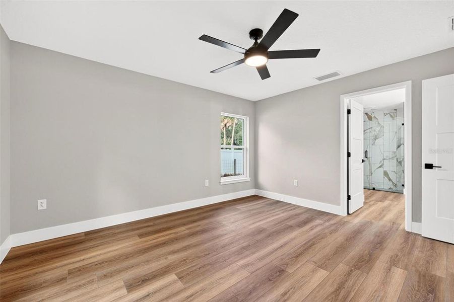 Spacious, unfurnished interior of a new home in , Umatilla (Image 58). Spacious, unfurnished interior of a new home in , Umatilla (Image 58).