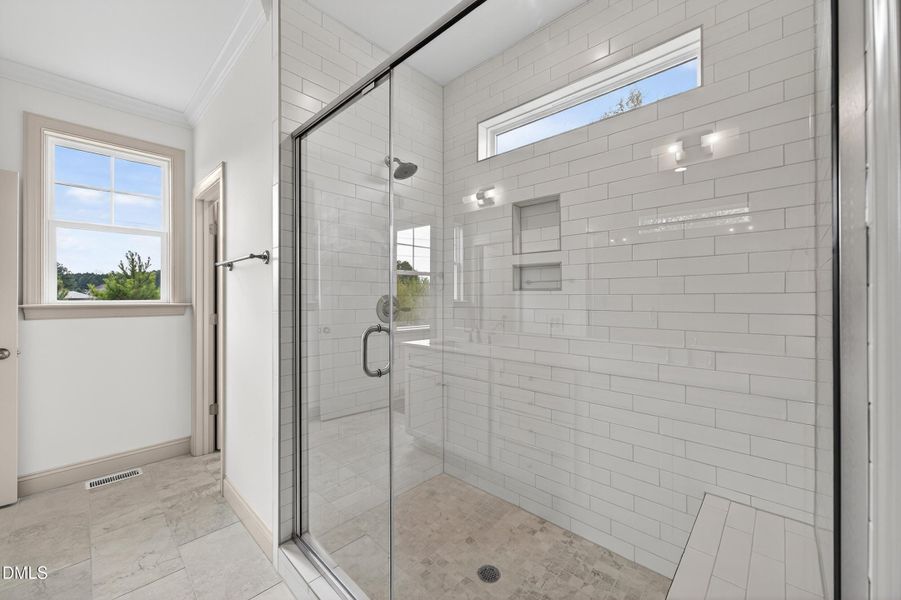 F813E5BA-C9EC-42E3-BA11-0D70765F9749